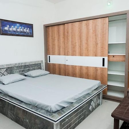 Mahadev Premium Homestay Garudeshwar Eksteriør billede