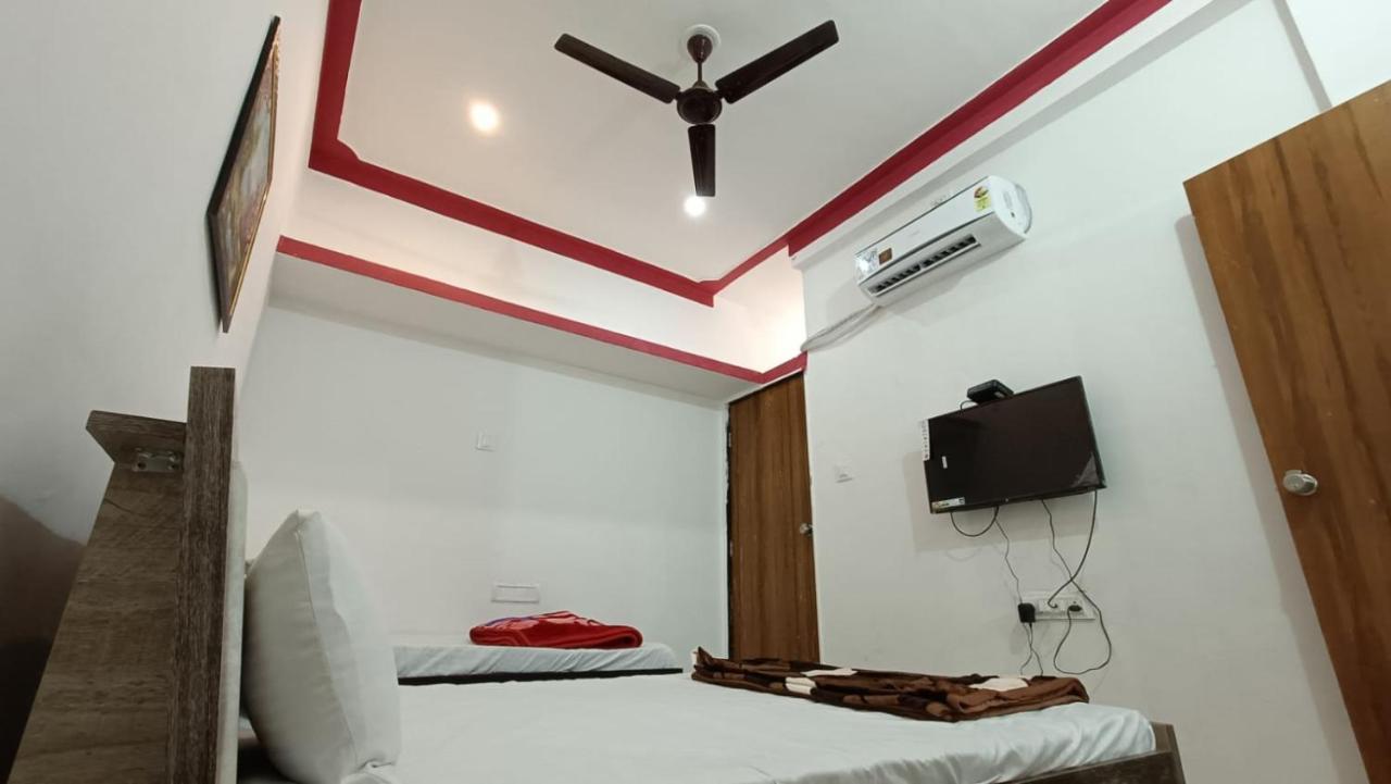 Mahadev Premium Homestay Garudeshwar Eksteriør billede