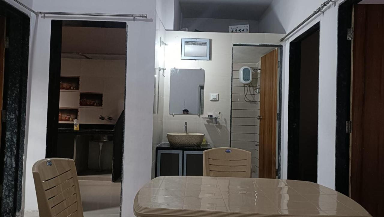 Mahadev Premium Homestay Garudeshwar Eksteriør billede